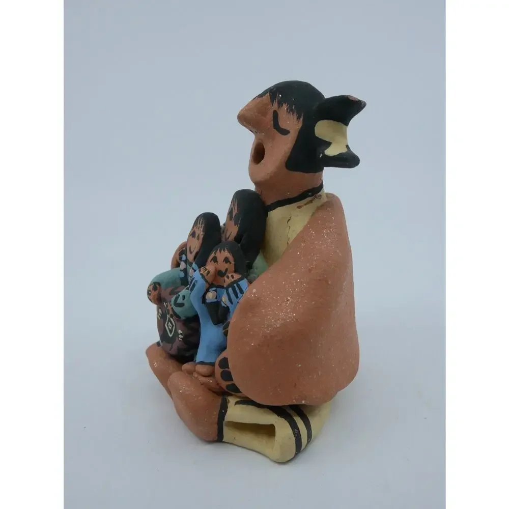VTG Native American Taos Pueblo Storyteller W children Signed 1999 Figurine